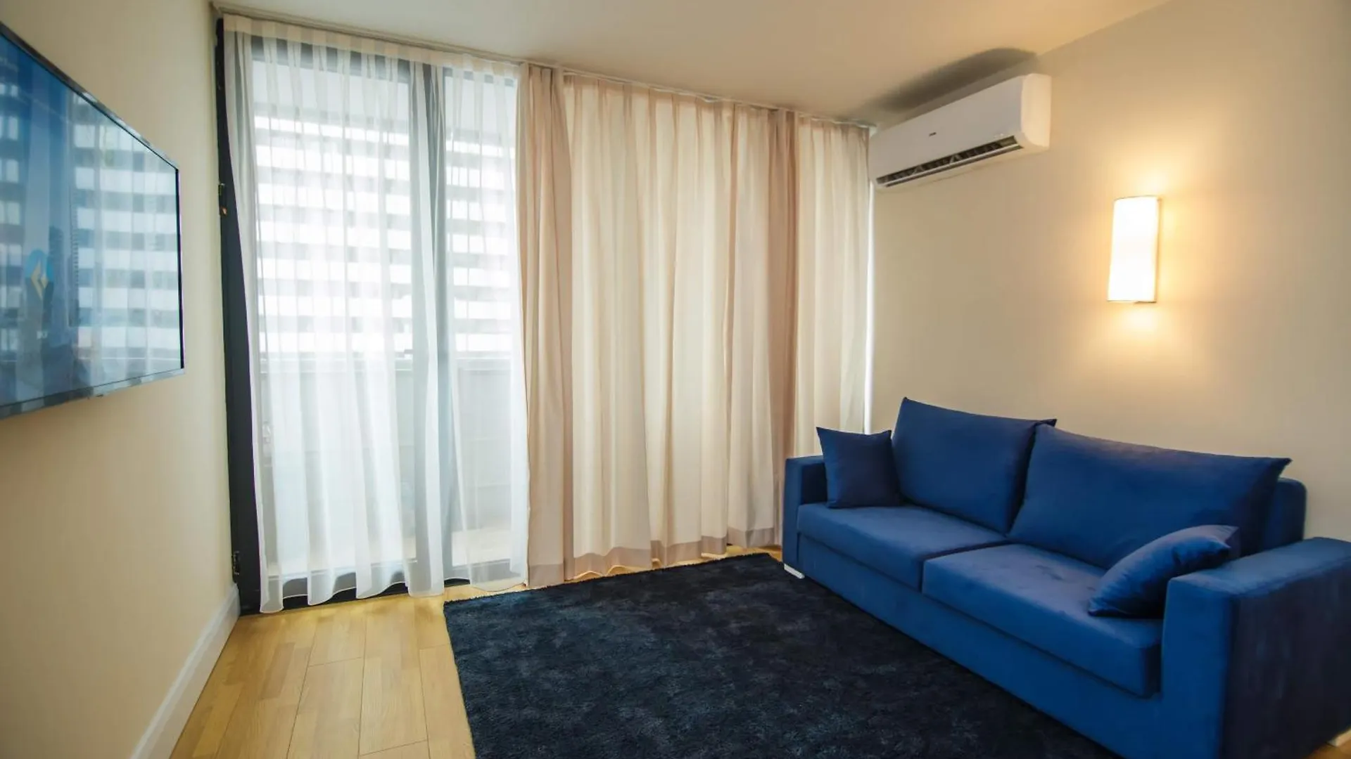 Orbi City Luxury Suite Батуми