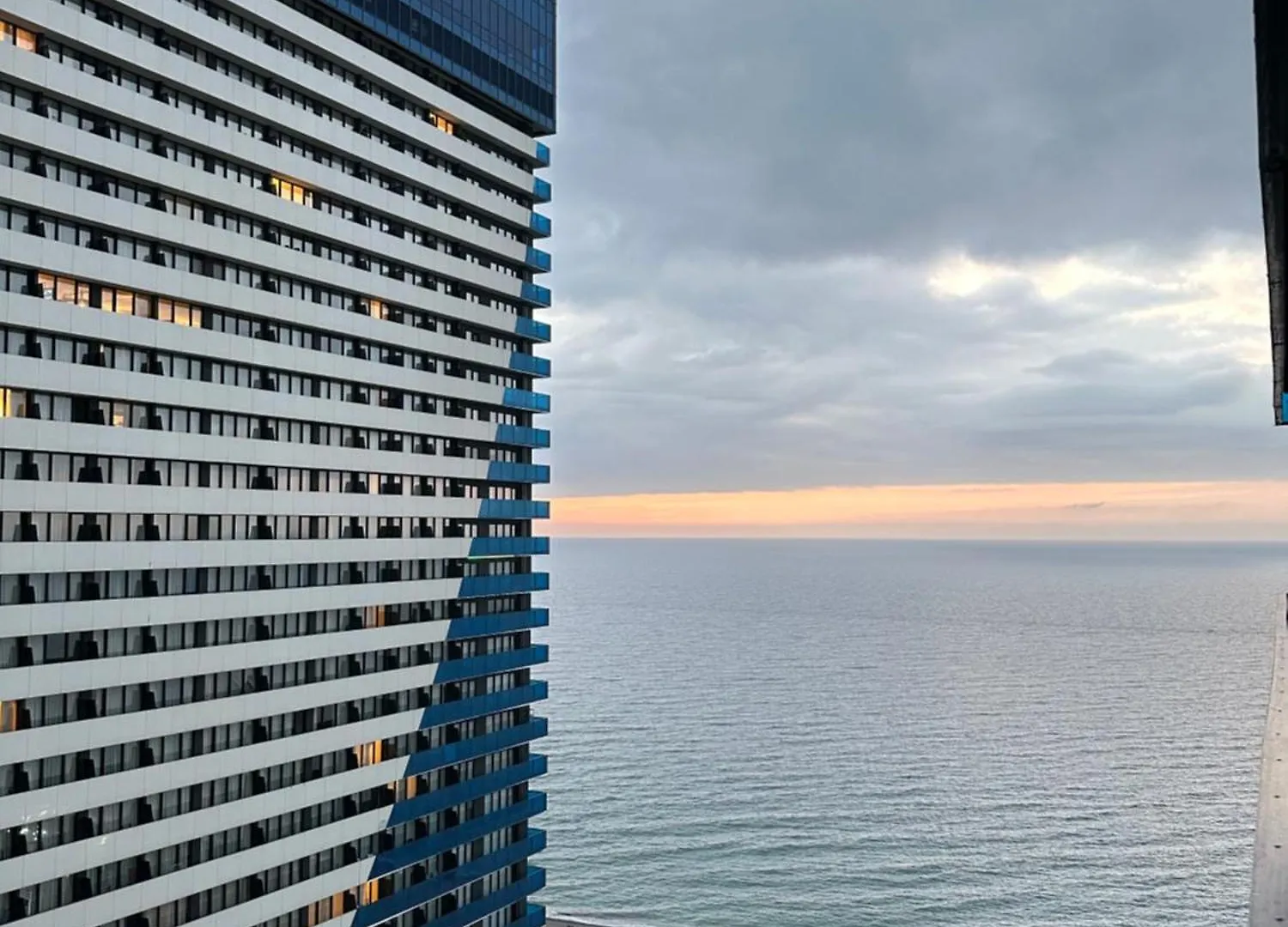 Orbi City Luxury Suite Батуми Апартаменты